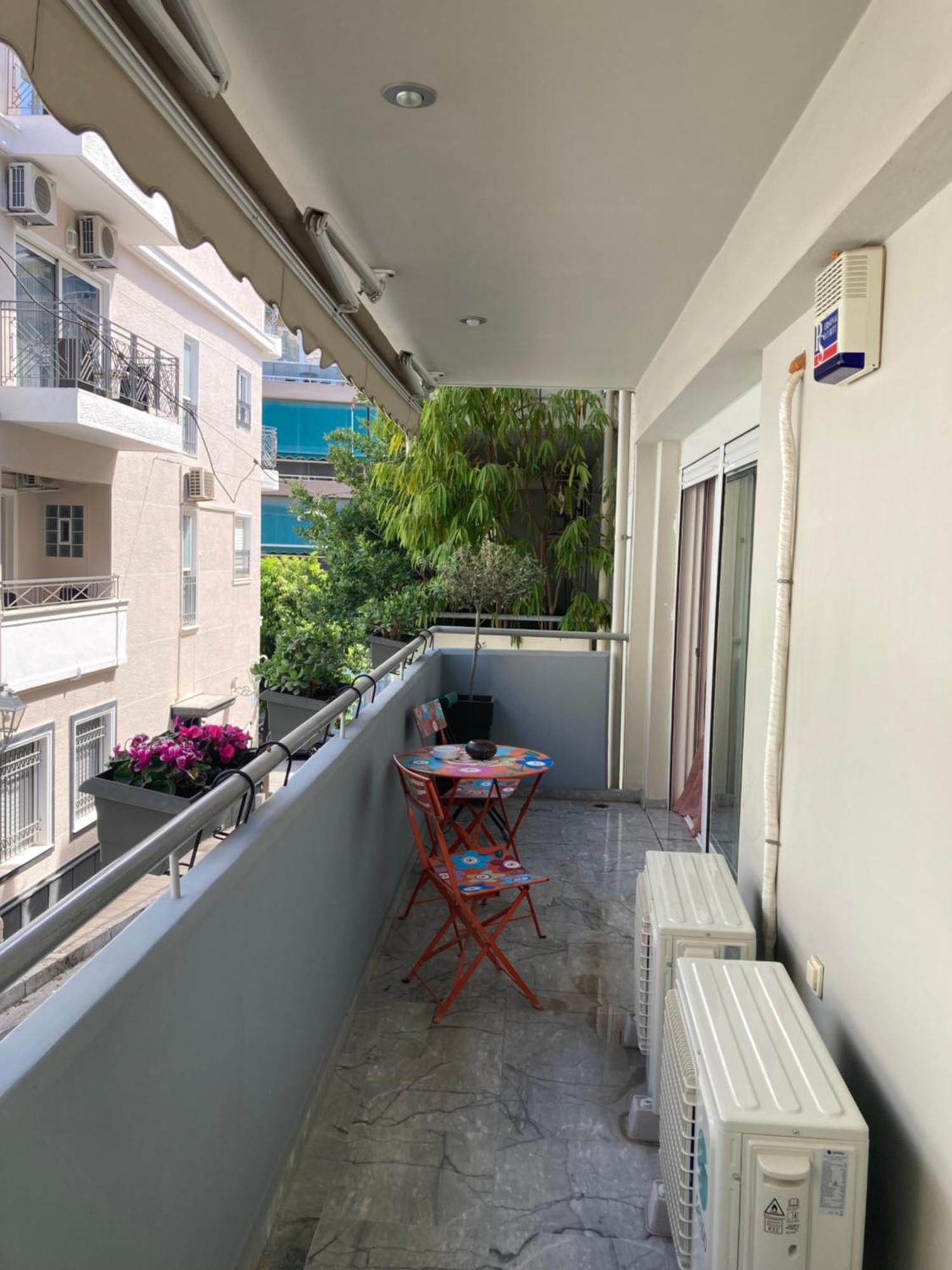 Mimoza's אתונה